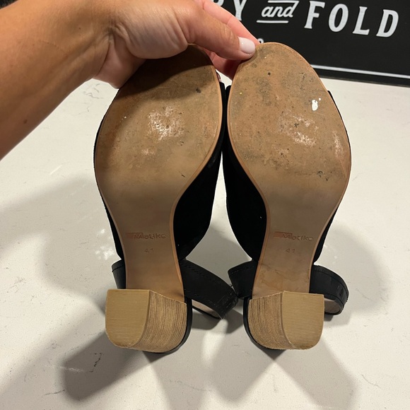 Women’s Matiko sued heel 9.5 - Picture 5 of 7